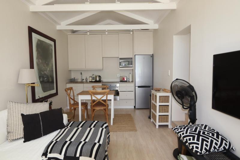 To Let 1 Bedroom Property for Rent in Claremont Upper Western Cape